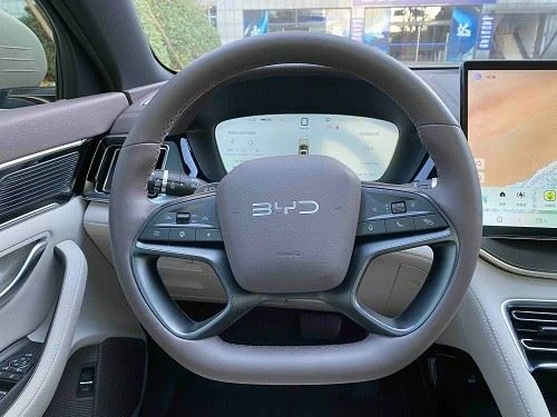 2025 BYD Song PLUS New Energy DMi 112KM Honor Edition high quality 2025 BYD Song PLUS New Energy DMi 112KM Honor Edition high quality