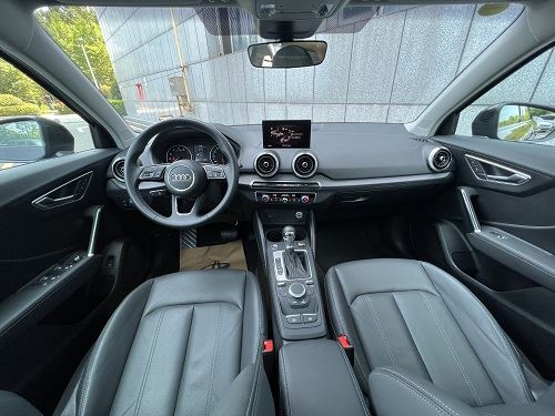 Audi2024 Audi Q2L 35TFSI Stylish To Elegant best Audi2024 Audi Q2L 35TFSI Stylish To Elegant best