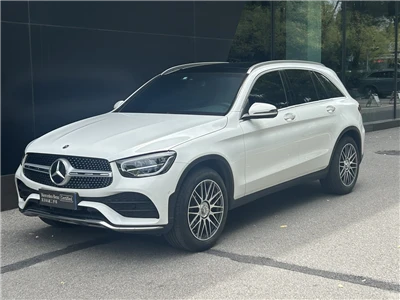 Mercedes2022 Mercedes-Benz GLC-Classe modificata tre GLC260 L